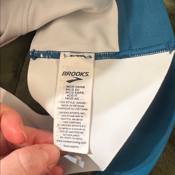 Brooks 3 pocket Patterned Sports Bra 36C - Picture 5 of 5